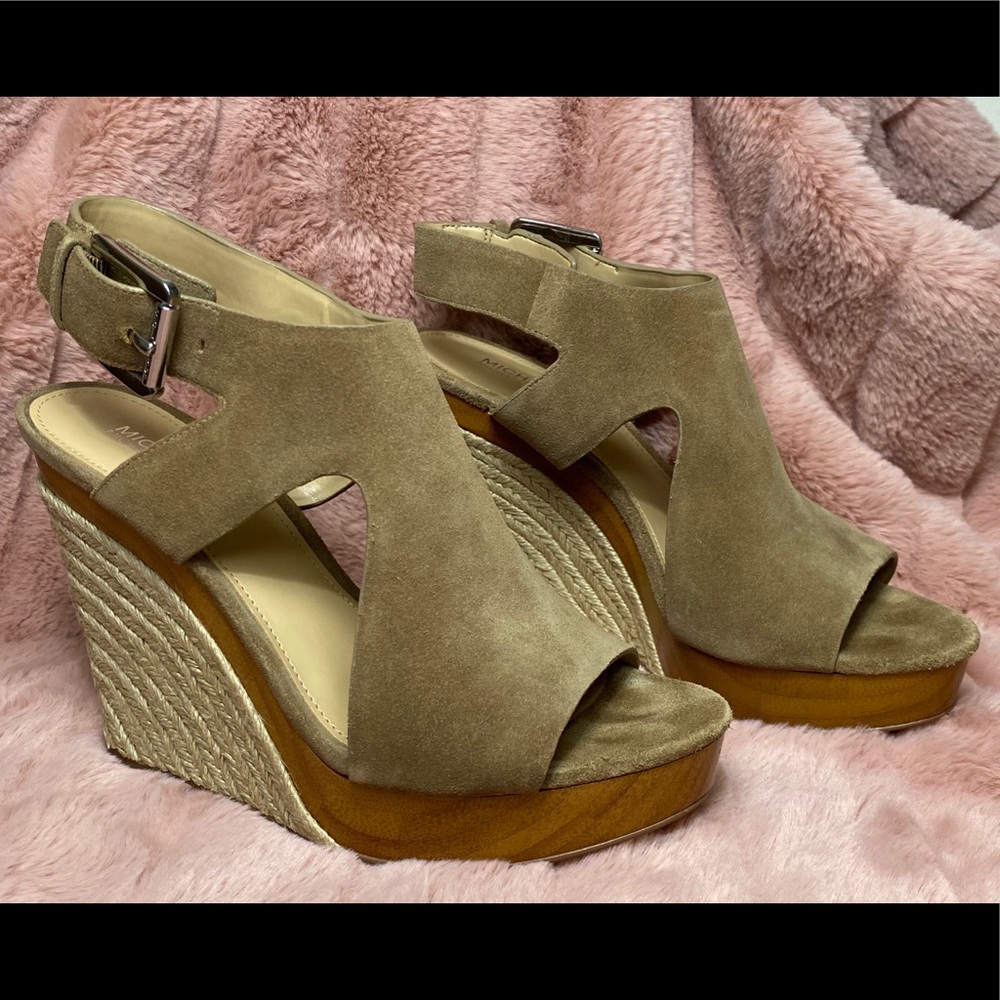 New Michael Kors Josephine Wedge shoes 6.5